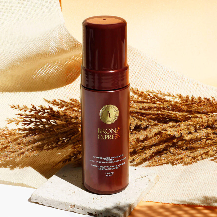 Мус для автозасмаги Academie Mousse Auto-Bronzante Teintee Tinted Self-Tanning Mousse