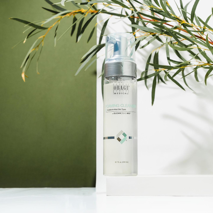 Очищающая пенка Obagi Medical SUZANOBAGIMD Foaming Cleanser