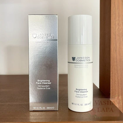 Осветляющая очищающая эмульсия JANSSEN Demanding Skin Brightening Face Cleanser