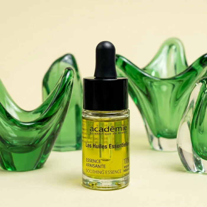 Успокаивающая эссенция для кожи лица Academie Soothing Essence