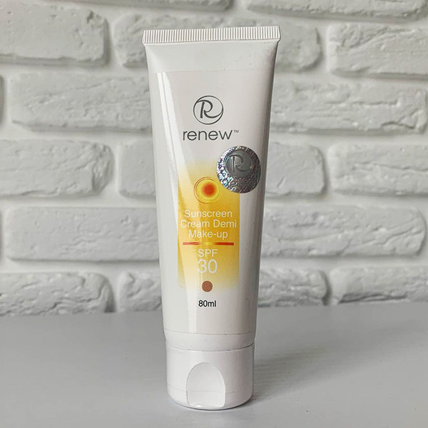Солнцезащитный тональный крем - антиоксидант SPF - 30 Renew Whitening Sunscreen Cream - SPF - 30 Make up