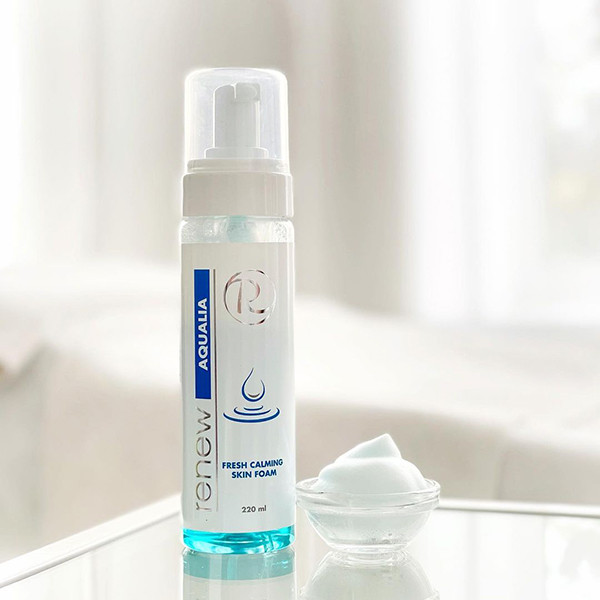 Освежающая пенка с успокаивающим эффектом Renew Aqualia Fresh Calming Skin Foam