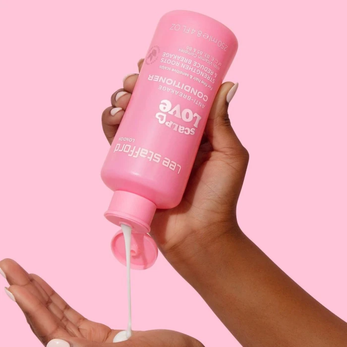 Кондиционер для чувствительной кожи головы и ослабленных волос Lee Stafford Scalp Love Anti-Breakage Conditioner