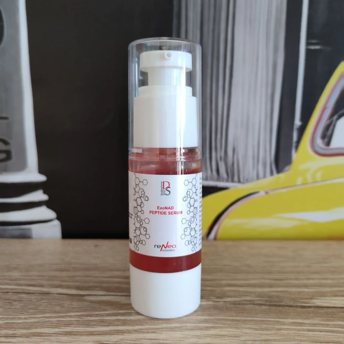 Восстанавливающая сыворотка с экзосомами Derma Series ExoNAD Peptide Serum