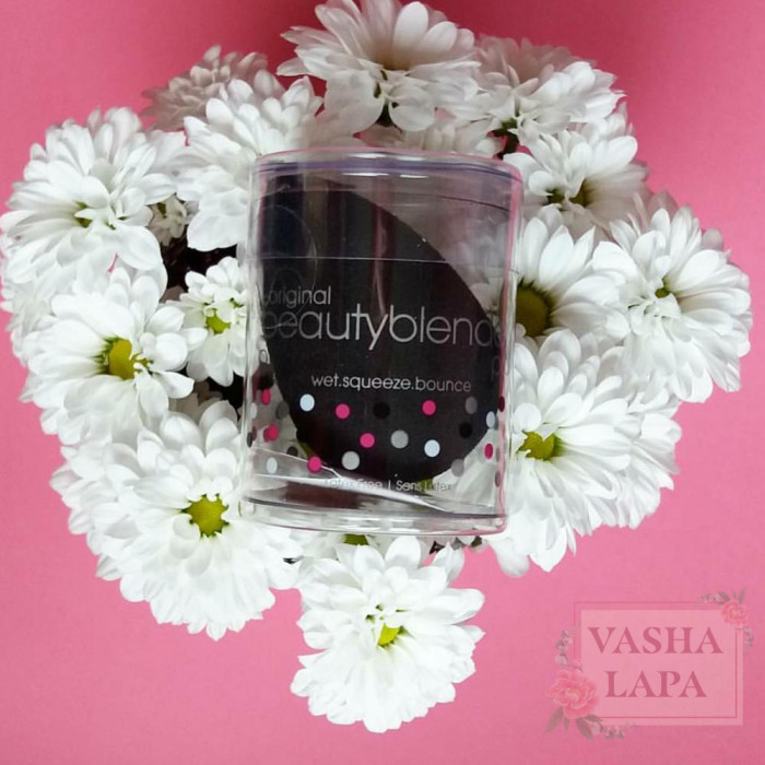 Спонж для макияжа Beautyblender Pro