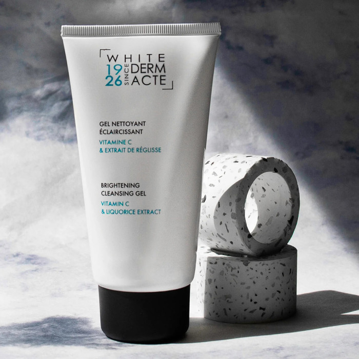 Осветляющий очищающий гель Academie Gel Nettoyant Éclaircissant White Derm Acte Brightening Cleansing Gel