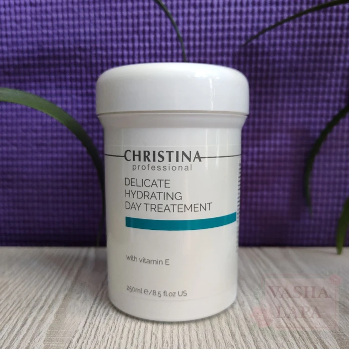 Деликатный увлажняющий крем для нормальной и сухой кожи Christina Delicate Hydrating Day Treatment