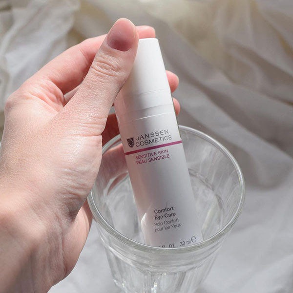 Комфортний крем для очей JANSSEN Sensitive Skin Comfort Eye Care