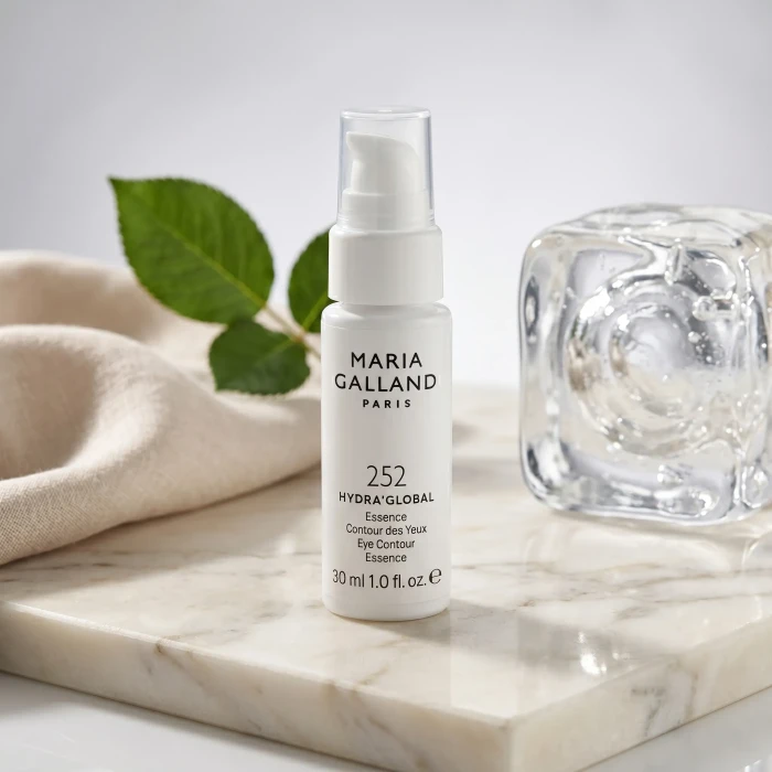 Освежающая крем-гелевая эссенция для век Maria Galland 252 Hydra'global Eye Contour Essence