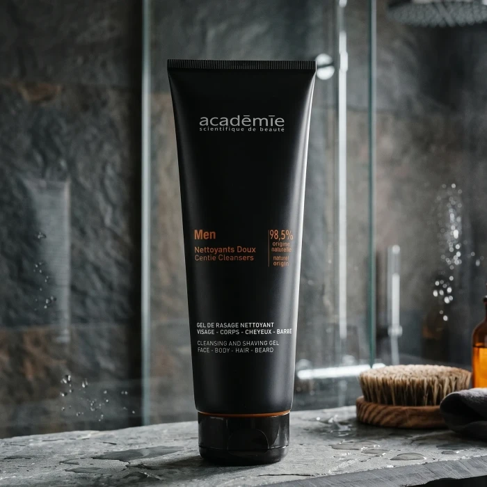 Гель для умывания, легкого бритья и увлажнения Academie Cleansing Shaving Gel face, body, hair, beard