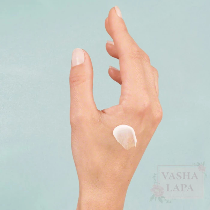Ревитализирующий крем для кожи вокруг глаз Valmont Vital Contour Cream