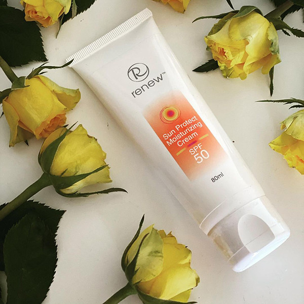 Солнцезащитный увлажняющий крем SPF 50 Renew Sun Protect Moisturizing Cream SPF 50