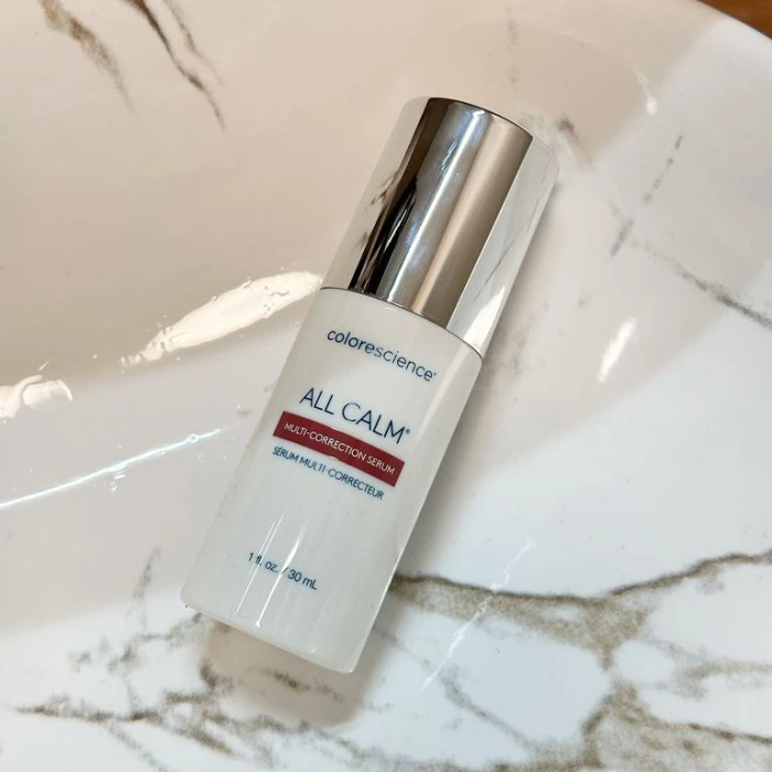Мультифункциональная сыворотка для устранения покраснений Colorescience All Calm Multi Correction Serum