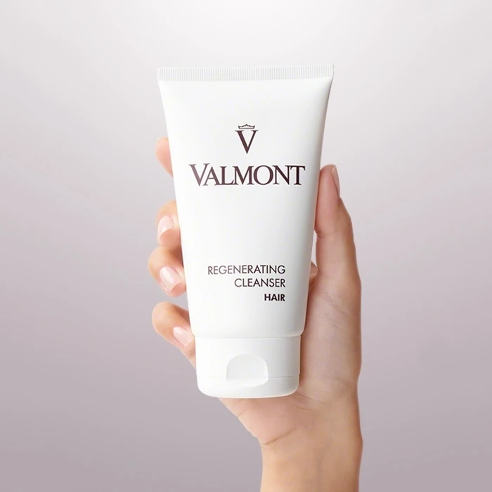 Регенеруючий очищуючий крем-шампунь Valmont Regenerating Cleanser