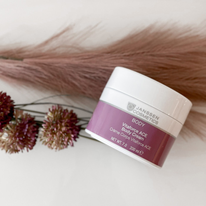Крем для тела с витаминами А С Е JANSSEN Body Vitaforce ACE Body Cream