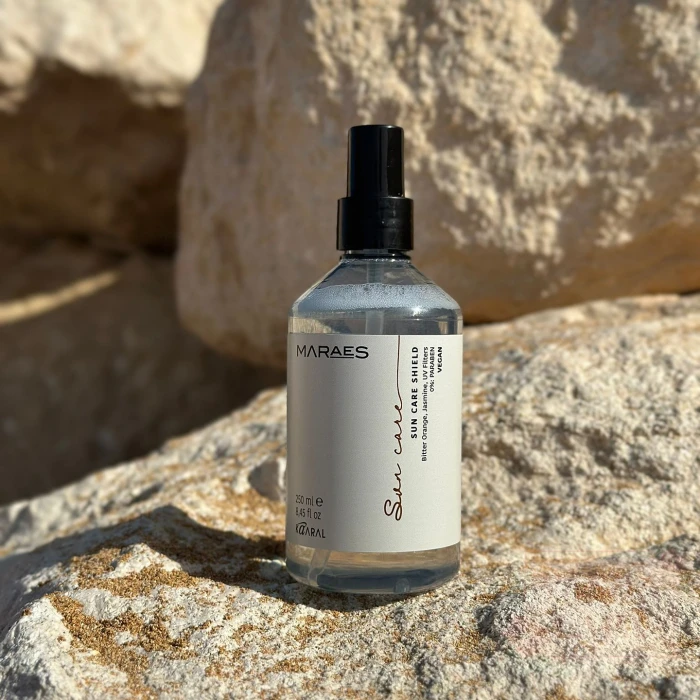 Солнцезащитный несмываемый спрей для волос Kaaral Maraes Sun Care Shield