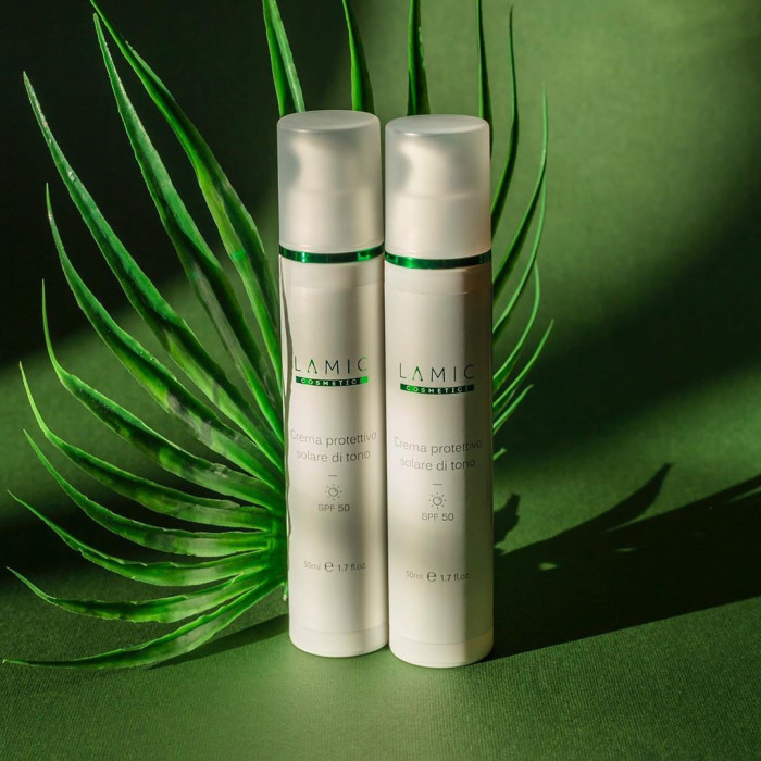 Тональный крем с SPF 50 Lamic Cosmetici Crema Protettivo Solare di Tono SPF 50