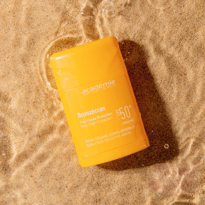 Солнцезащитный стик для чувствительных зон Academie Bronzecran Sun Stick Sensitive Areas SPF 50