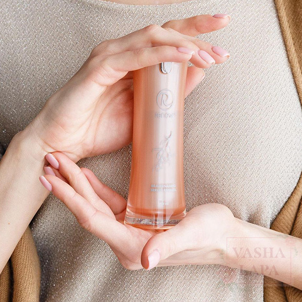Оновлююча сироватка з ретинолом Renew Retinol Rejuvenating Serum
