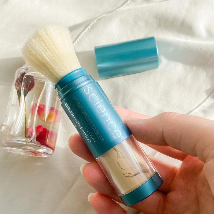 Солнцезащитная пудра с кистью Colorescience Sunforgettable Total Protection™ Brush-On Shield SPF 50