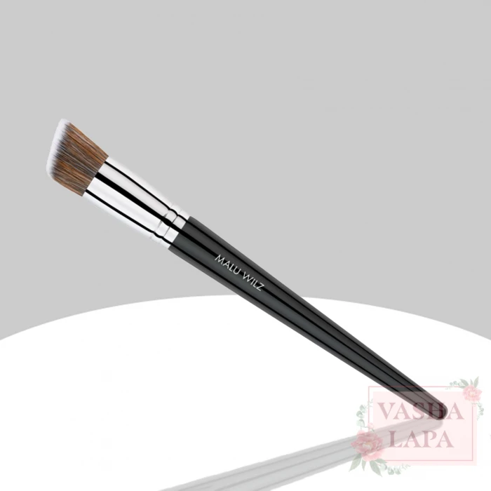 Пензлик для нанесення тональної основи Malu Wilz Foundations Brush