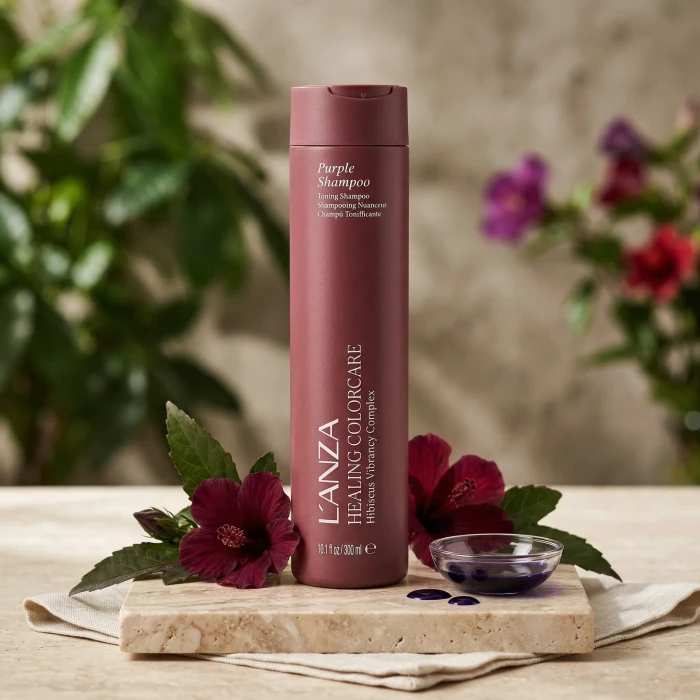 Фиолетовый шампунь для нейтрализации нежелательных оттенков L'anza Healing Colorcare Purple Shampoo